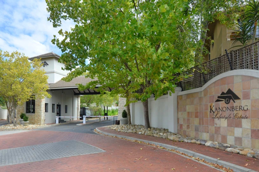 5 Bedroom Property for Sale in Kanonberg Western Cape